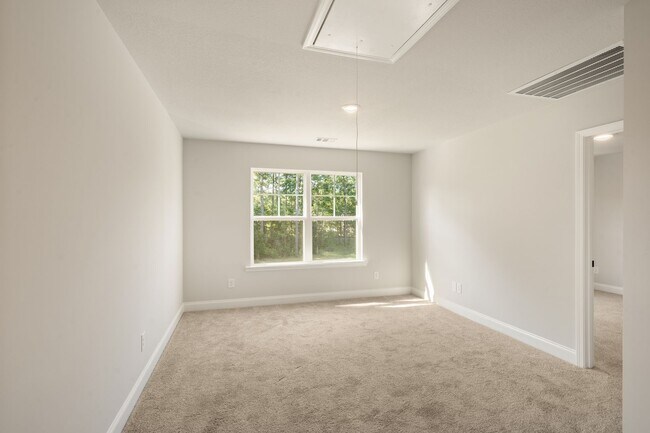 Building Photo - 337 Crosswinds Dr