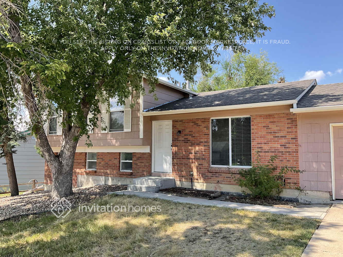 Building Photo - 16533 E Wyoming Dr