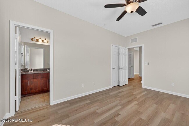 Building Photo - 11274 Estancia Villa Cir