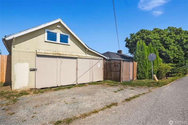 Building Photo - 1817 S 3rd St