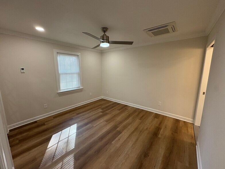 Building Photo - 7321 Leesville Rd