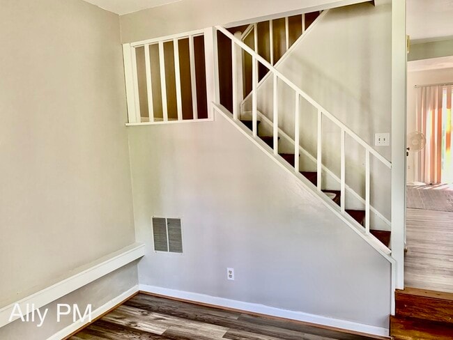 Building Photo - 2383 Austin Dr