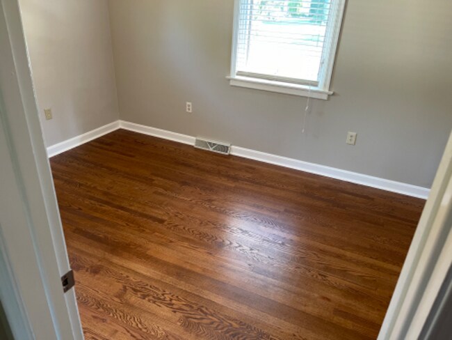 Building Photo - 17321 Amber Dr