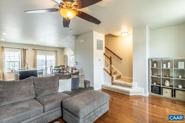 Building Photo - 2033 Elm Tree Ct