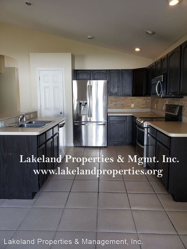Building Photo - 4 br, 3 bath House - 2567 Boots Rd.