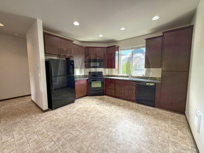 Building Photo - Kendall Yards Townhouse