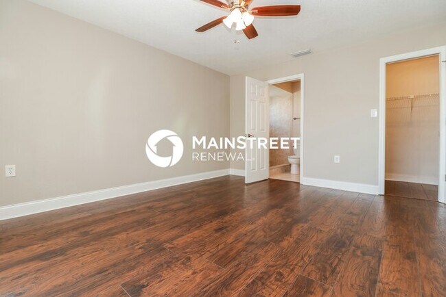 Building Photo - 3 Bedroom Pet-Friendly Home in Port Richey...