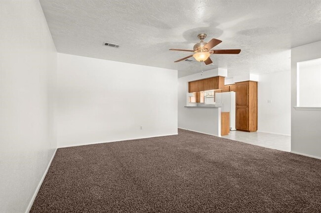 Building Photo - 6314 Olson Ln