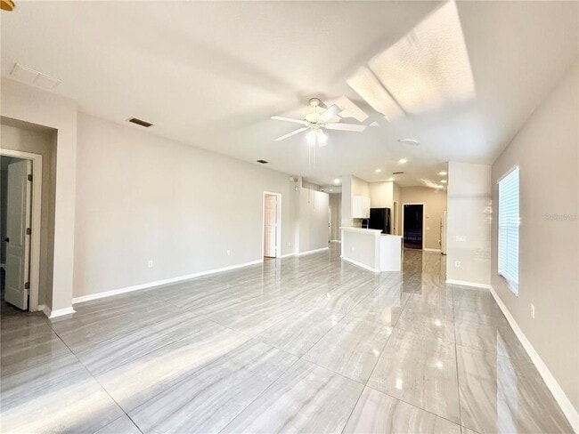 Building Photo - 5553 Gallant Fox Ct