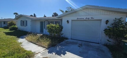 Building Photo - 1765 Elinor Pl