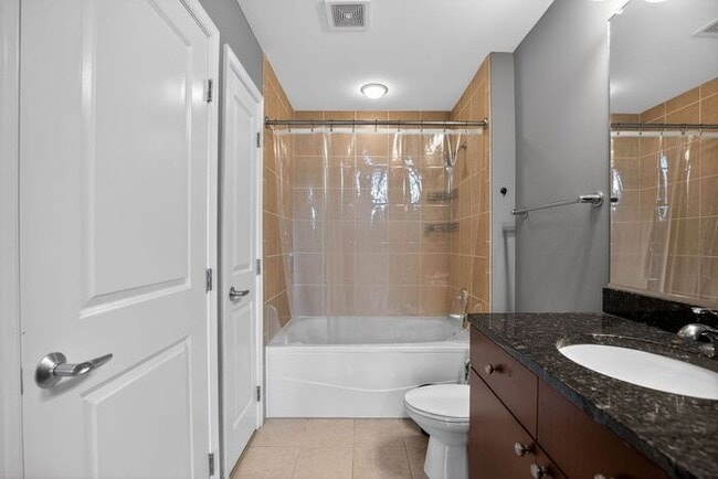 Building Photo - 155 Potomac Passage