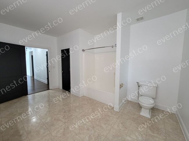 Building Photo - 398 Dunleven Manor Walk NE