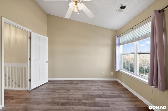 Building Photo - 6319 Sweetbay Dr