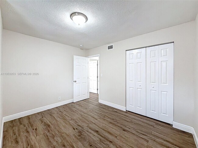 Building Photo - 1800 NW 52nd Ave