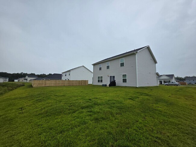 Building Photo - 1219 Inner Banks Ln
