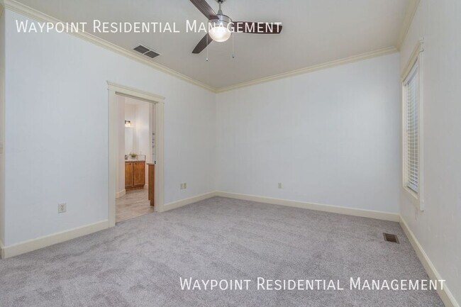 Building Photo - 5956 N Bremerton Pl