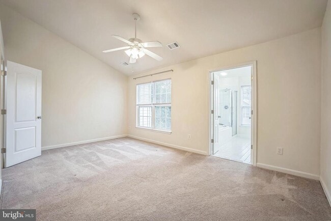 Building Photo - 13013 Park Crescent Cir