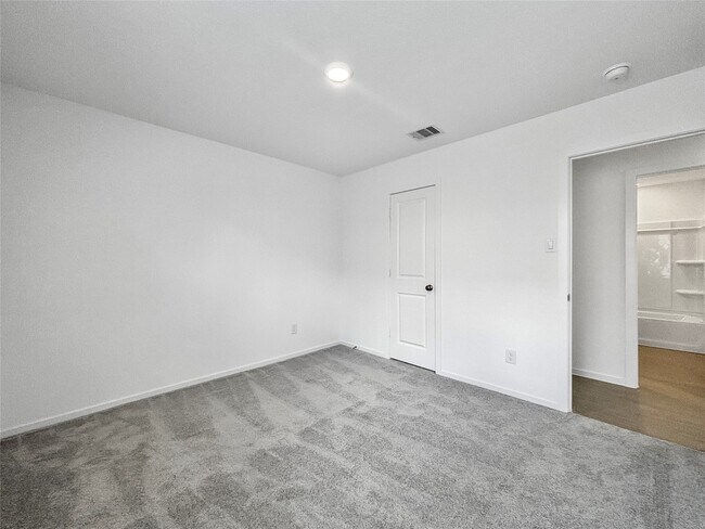 Building Photo - 6022 Standpiper Lp
