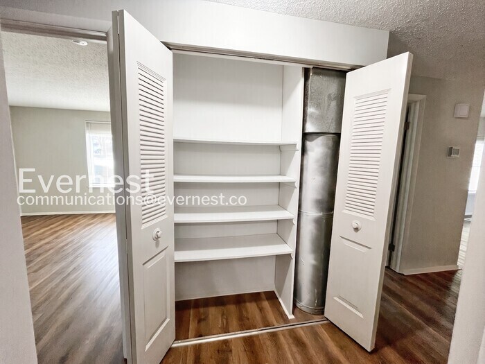Building Photo - 8461 Huntdale Ct