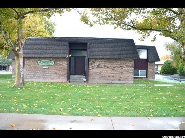 Building Photo - 605 N Main St