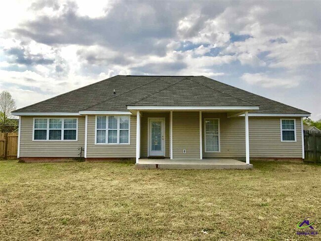 Building Photo - 216 Bowens Mill Dr