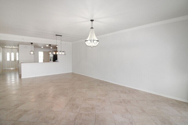 Building Photo - 1000 San Lino Cir