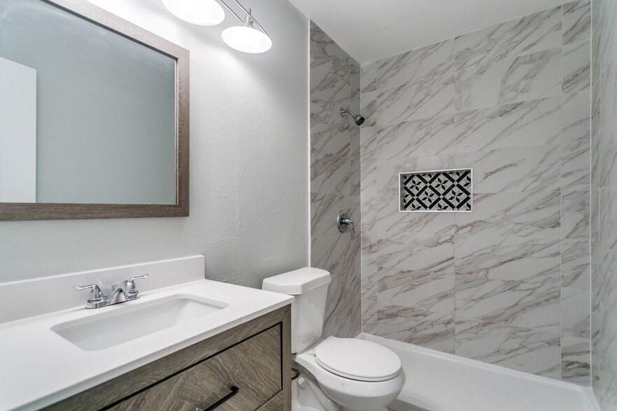 Building Photo - 5101 Longhorn Trail