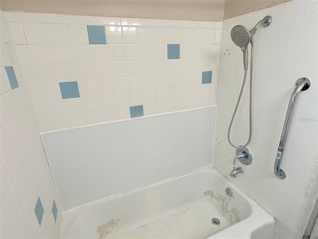 Building Photo - 2835 Dr. M.L.K. Jr St S