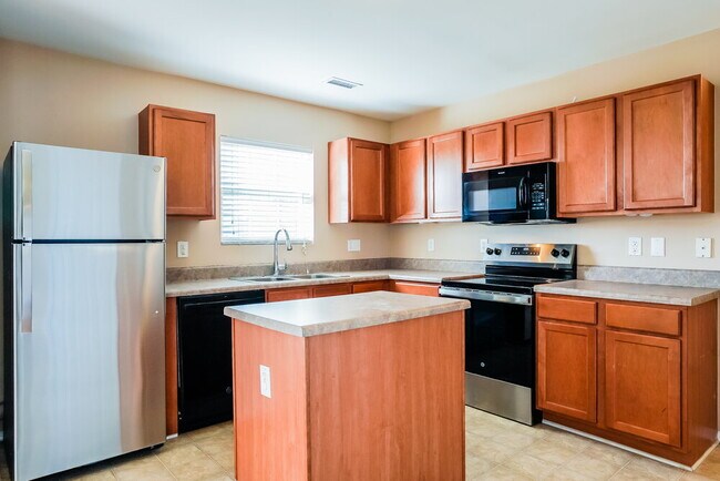 Building Photo - 1013 Lockberry Ct