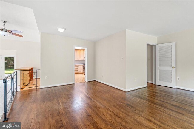 Building Photo - 7504 Radnor Rd