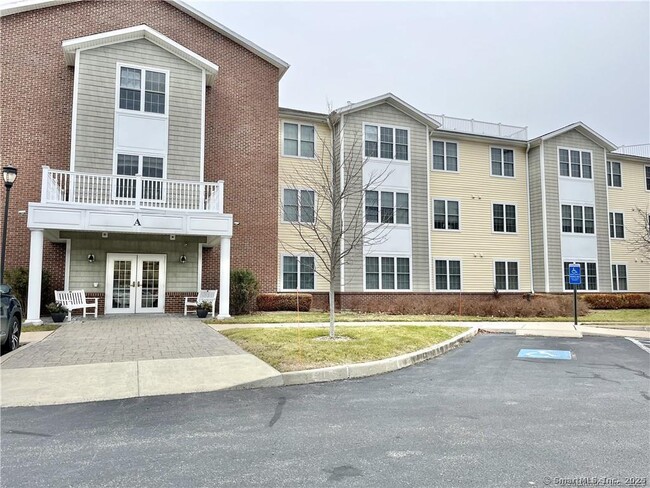 Building Photo - 2590 Gold Star Hwy