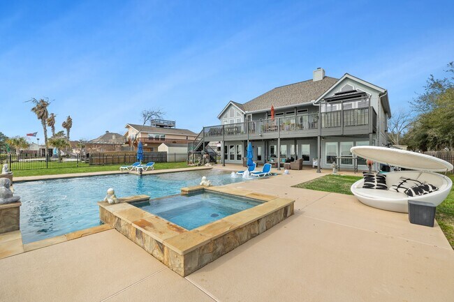 Building Photo - 12734 Tri City Beach Rd