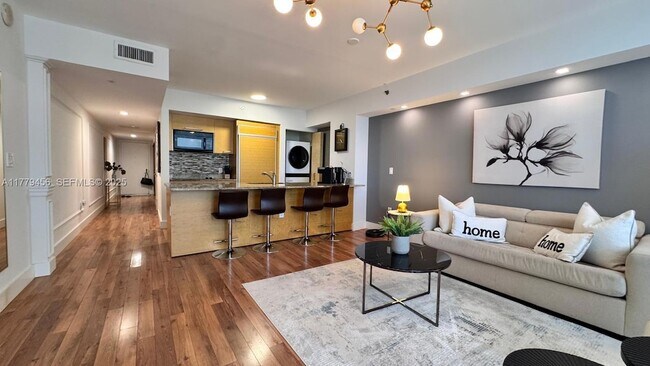 Building Photo - 1830 S Ocean Dr