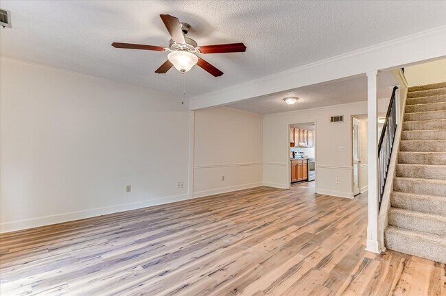 Building Photo - 407 Folkstone Cir