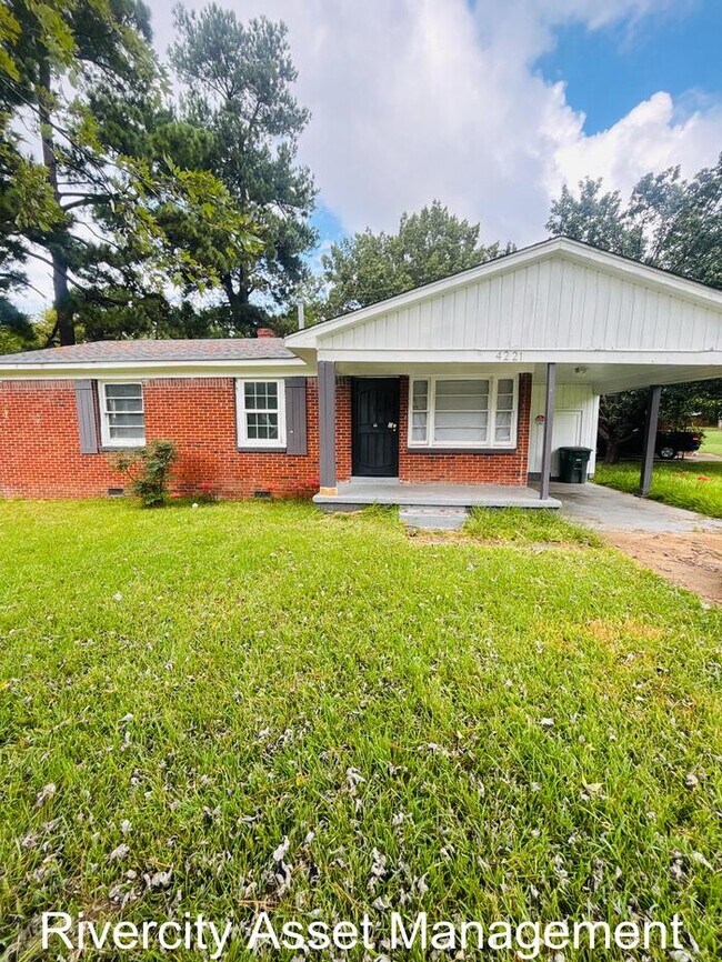 Primary Photo - Beauty IN Frayser!!!!! A MUST see, Section...