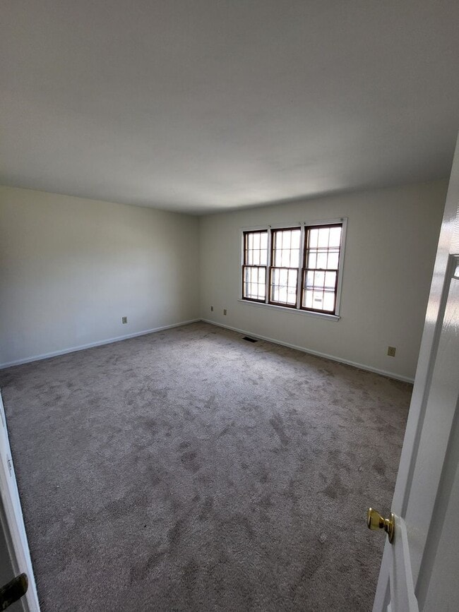 Building Photo - CAMPUS EAST