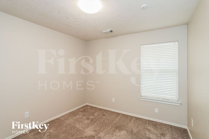 Building Photo - 3210 Naples Grove Ln