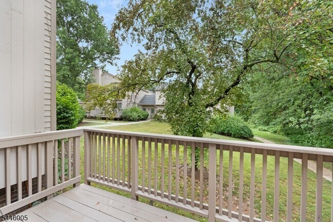 Building Photo - 5E Somerset Hills Village