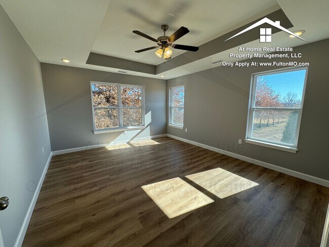 Building Photo - 2610 N Bluff St