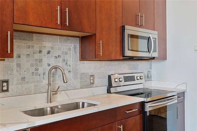 Building Photo - 3400 Malone Dr