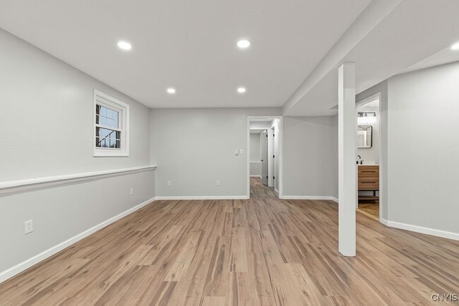 Building Photo - 7789 New Hope E