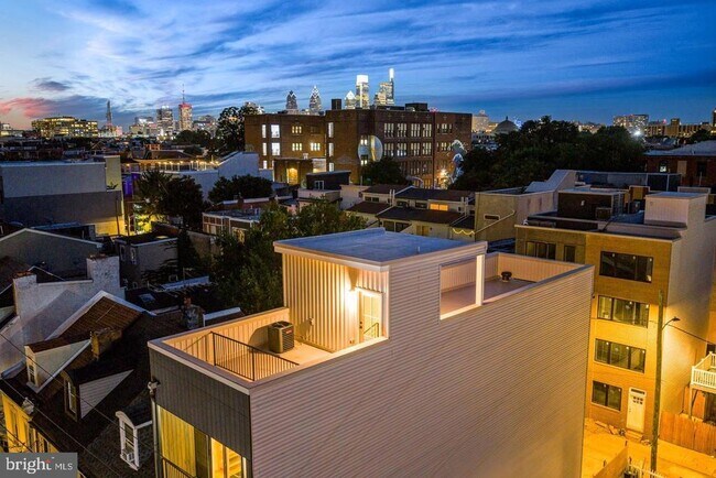 Building Photo - 1146 N 3rd St