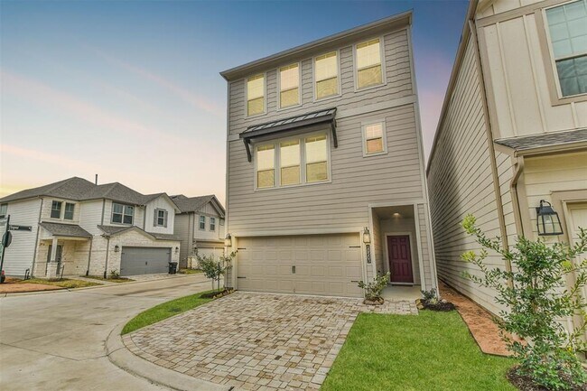 Building Photo - 10503 Marston Vineyard Dr