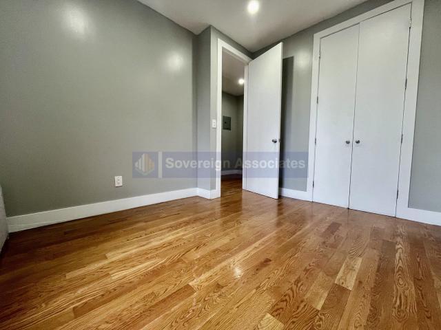 Building Photo - 3 bedroom in New York NY 10033