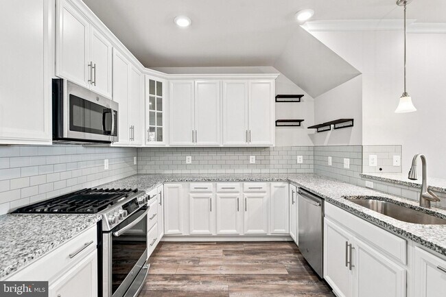 Building Photo - 20704 Wood Quay Dr