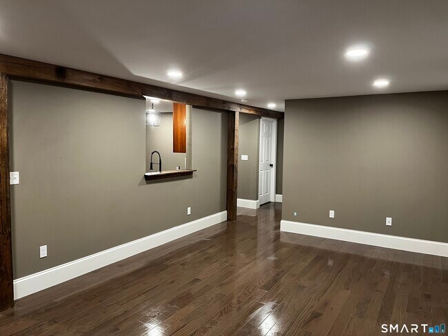 Building Photo - 244 Bigelow Hollow Rd