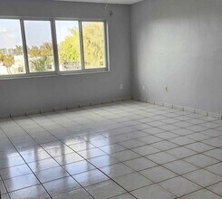 Building Photo - 14840 Naranja Lakes Blvd