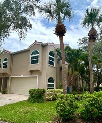 Building Photo - Gorgeous 3 Bed/3 Bath in Tranquil Gated Co...