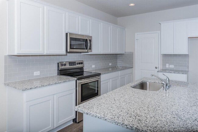 Building Photo - 6621 Kildare Dr