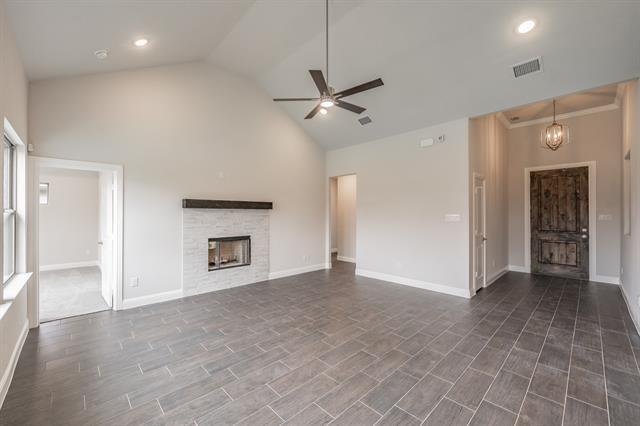 Building Photo - 224 Gardenia Dr